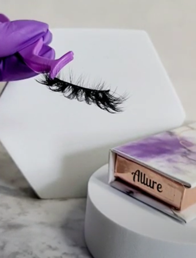 Allure ~ Strip Lash